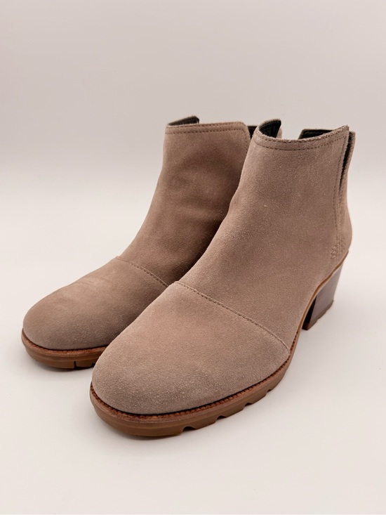 Sorel Shoes - SOREL Cate Cut-Out Suede Booties Ash Tan Women’s Size 8.5